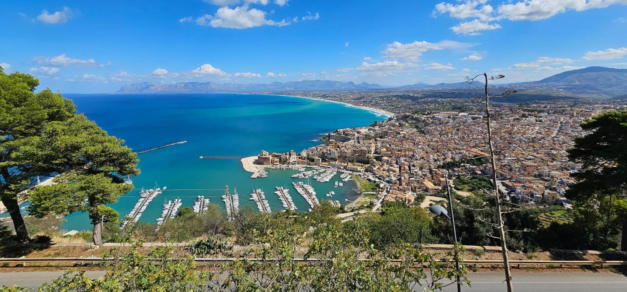 Nelle Antiche Mura Castellammare del Golfo Bagian luar foto